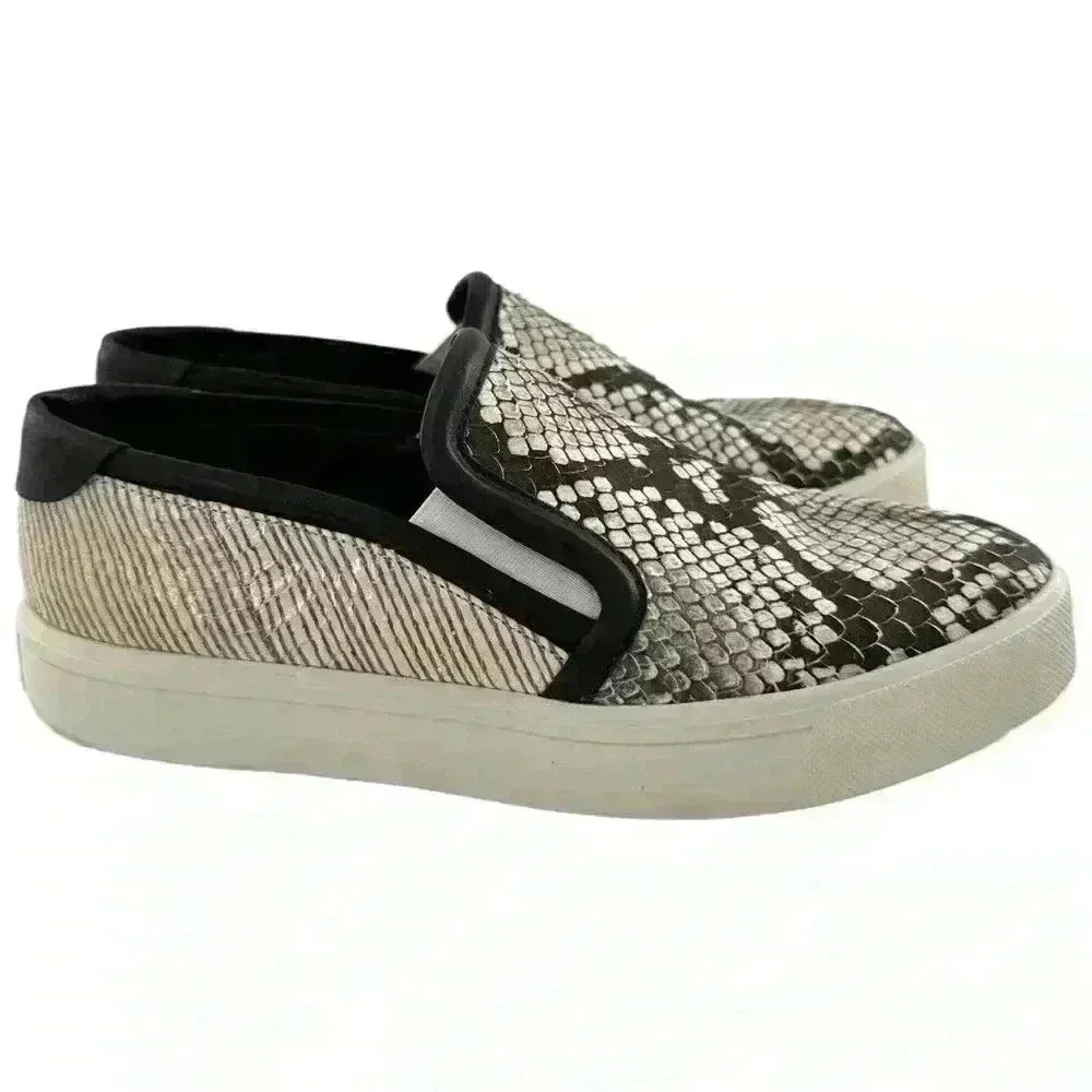Vince flats Bram size 7.5 37.5 cream black leather python print platforms